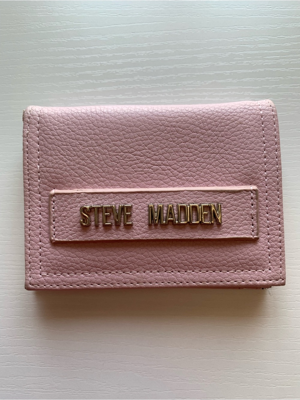 Steve Madden Blush Pink Pebbled Leather Card Wallet with Gold Logo